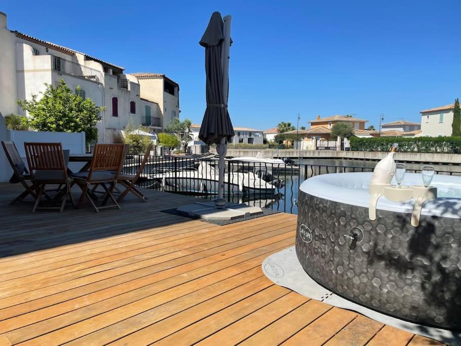 Marina 120M²/8 Pers/ Terrasse 100M²/ Appontement Villa Aigues-Mortes Exterior foto